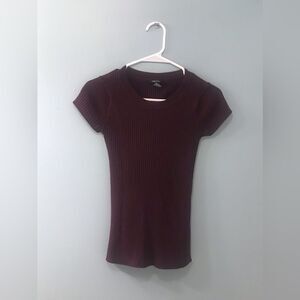NWOT … RUE 21 “Size: M” Ribbed Top